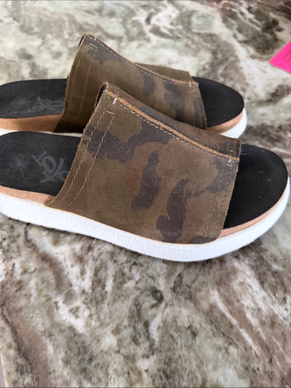 OTBT Women's Camo Slide Sandals - Brown/Olive